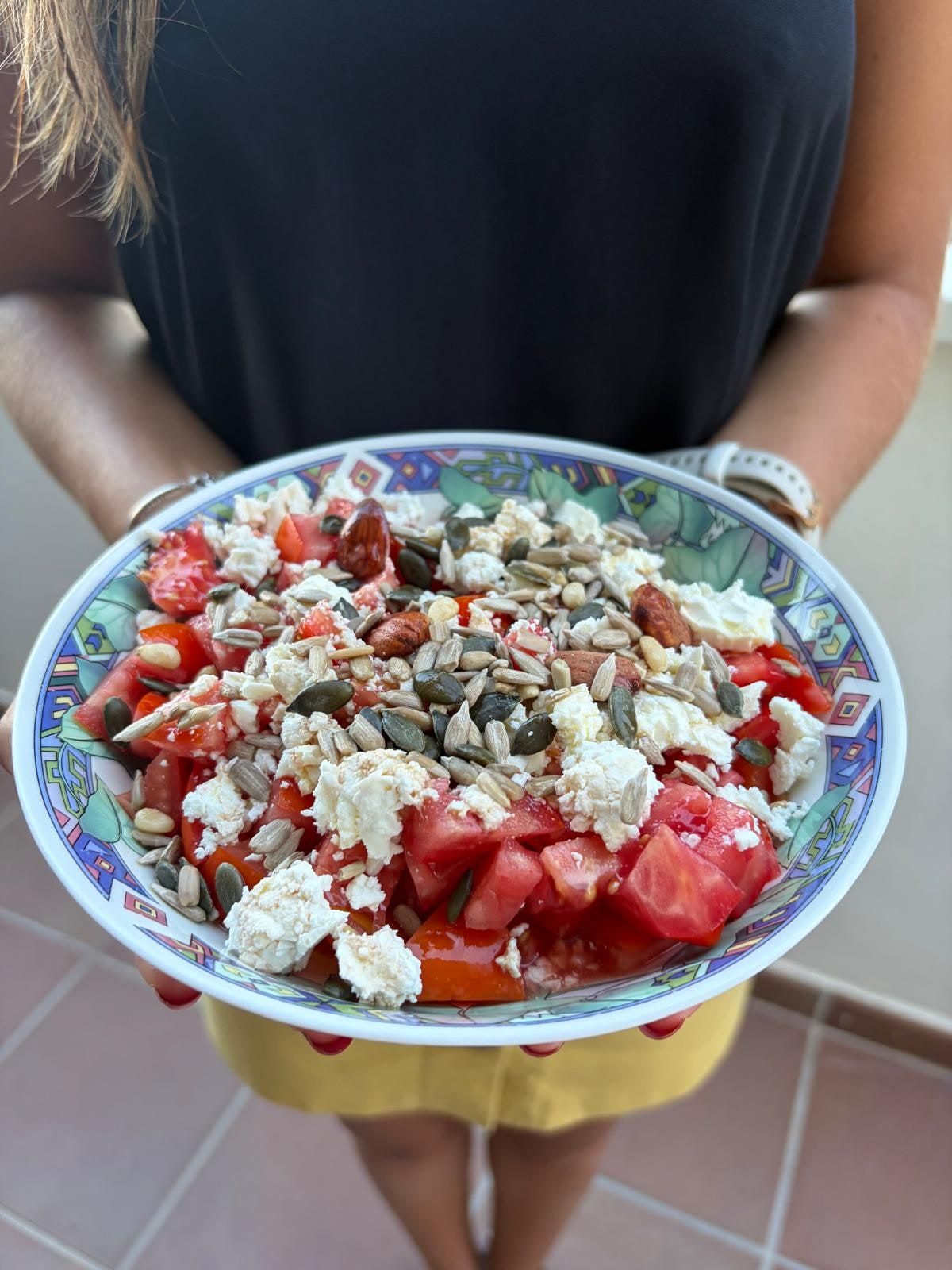 Salade de tomates, feta et graines